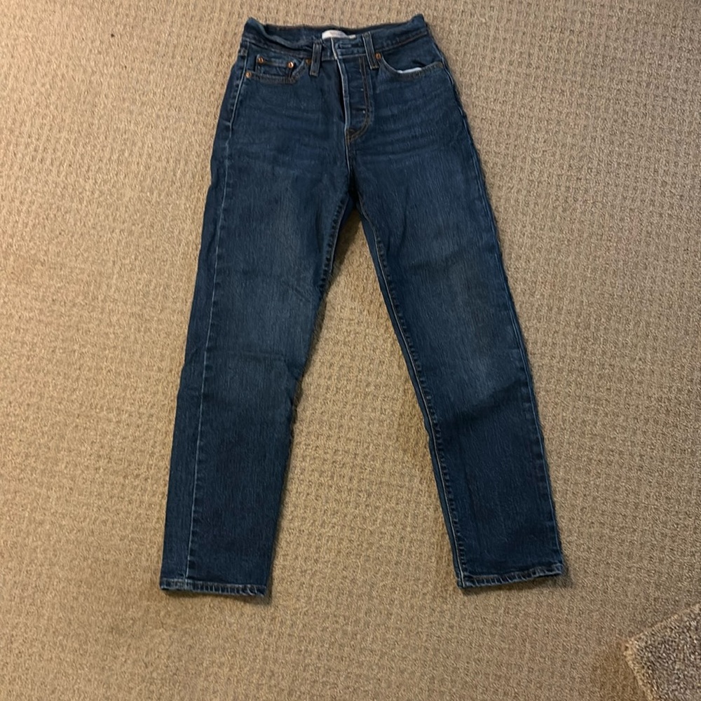 Levi's Wedgie Straight Dark Blue Women's Jeans. EUC